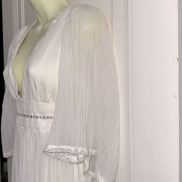 Vintage 70s Jack Kramer White V Neck Crinkle Cloth Flutter Sleeve Maxi Dress - Picture 3 of 8